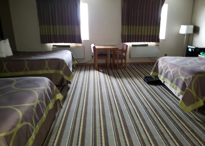 Hotel Super 8 By Wyndham 2*